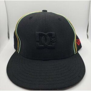 DC Cap Fitted Size 7 New Era 59Fifty Black Hat camo under bill